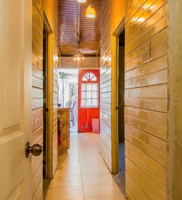 One32 Guest House Kingston Luaran gambar